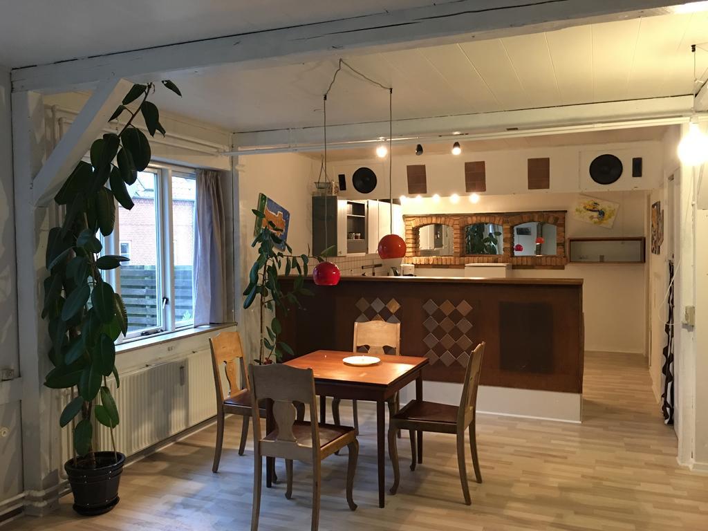 Studio Apartment In Hojer Bagian luar foto