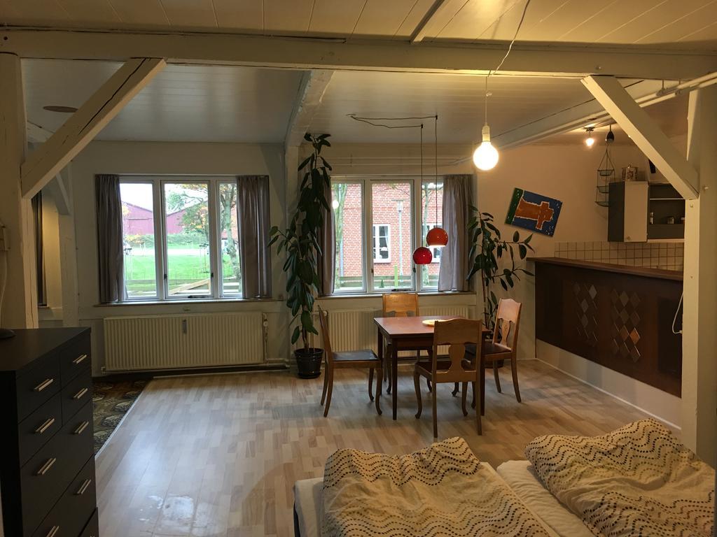 Studio Apartment In Hojer Bagian luar foto